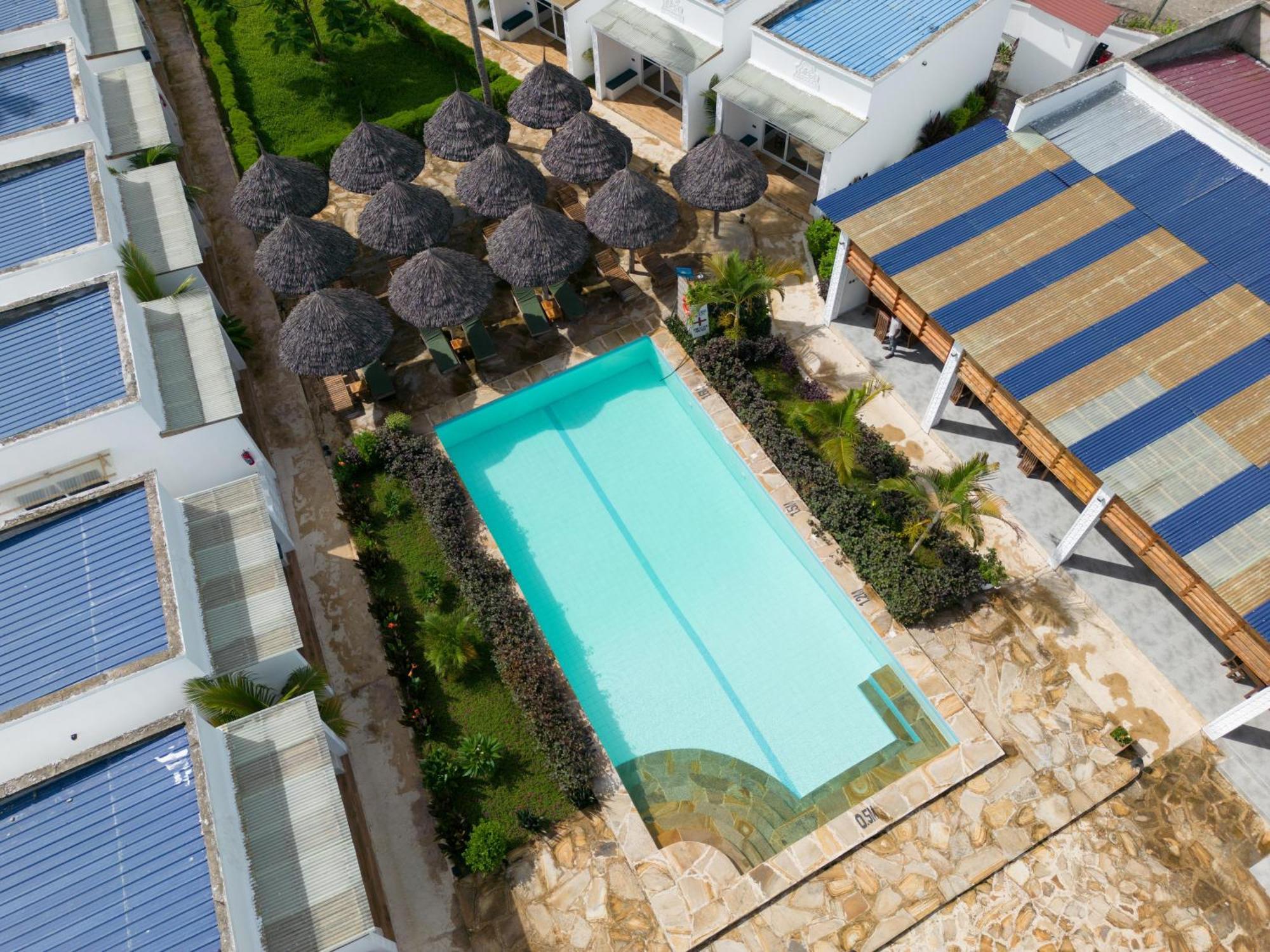 Mafia Dream Hotel Kilindoni Exterior photo