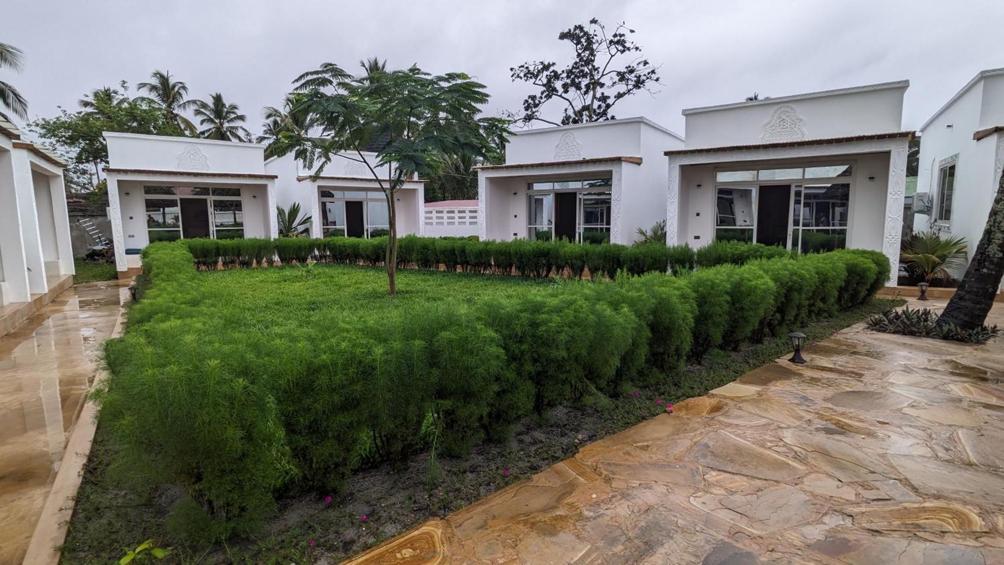 Mafia Dream Hotel Kilindoni Exterior photo